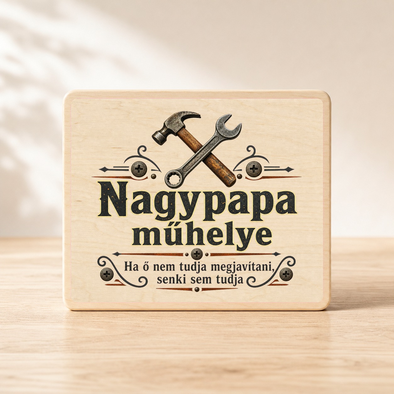 Nagypapa műhelye – Ipari vintage fatábla