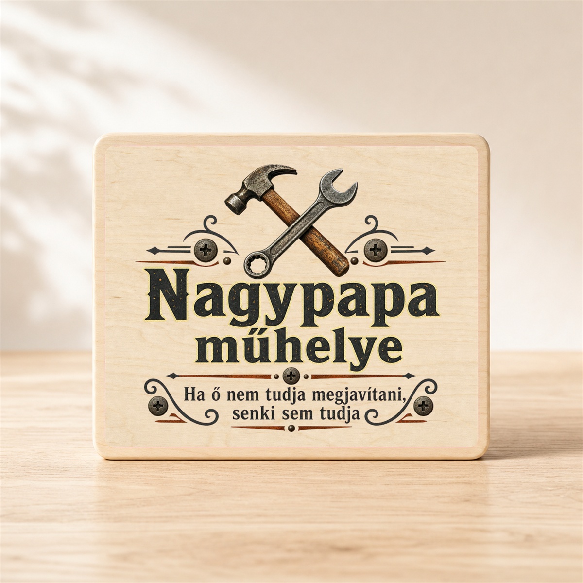 Nagypapa műhelye – Ipari vintage fatábla